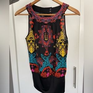 XS Bebe Colorful Keyhole Top